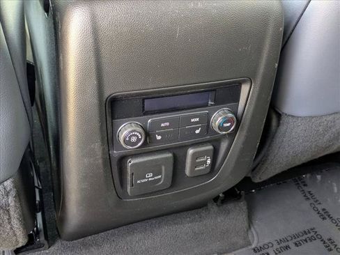 Used 2024 Buick Enclave Premium FWD image 17