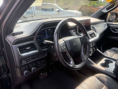 Used 2022 Chevrolet Tahoe RST w/ Sport Performance Package AWD/4WD image 8