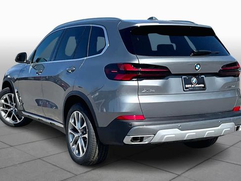 New 2026 BMW X5 xDrive40i w/ Climate Comfort Package image 12