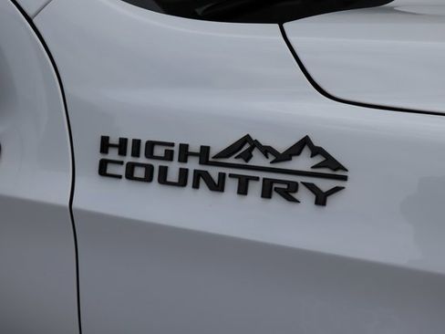 Used 2021 Chevrolet Tahoe High Country image 24