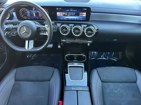Used 2024 Mercedes-Benz CLA 250 image 16