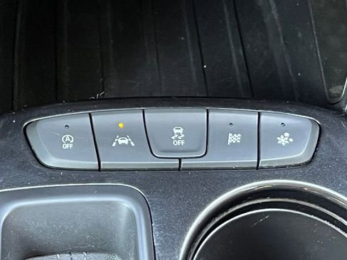 Used 2022 Chevrolet TrailBlazer LT FWD image 28