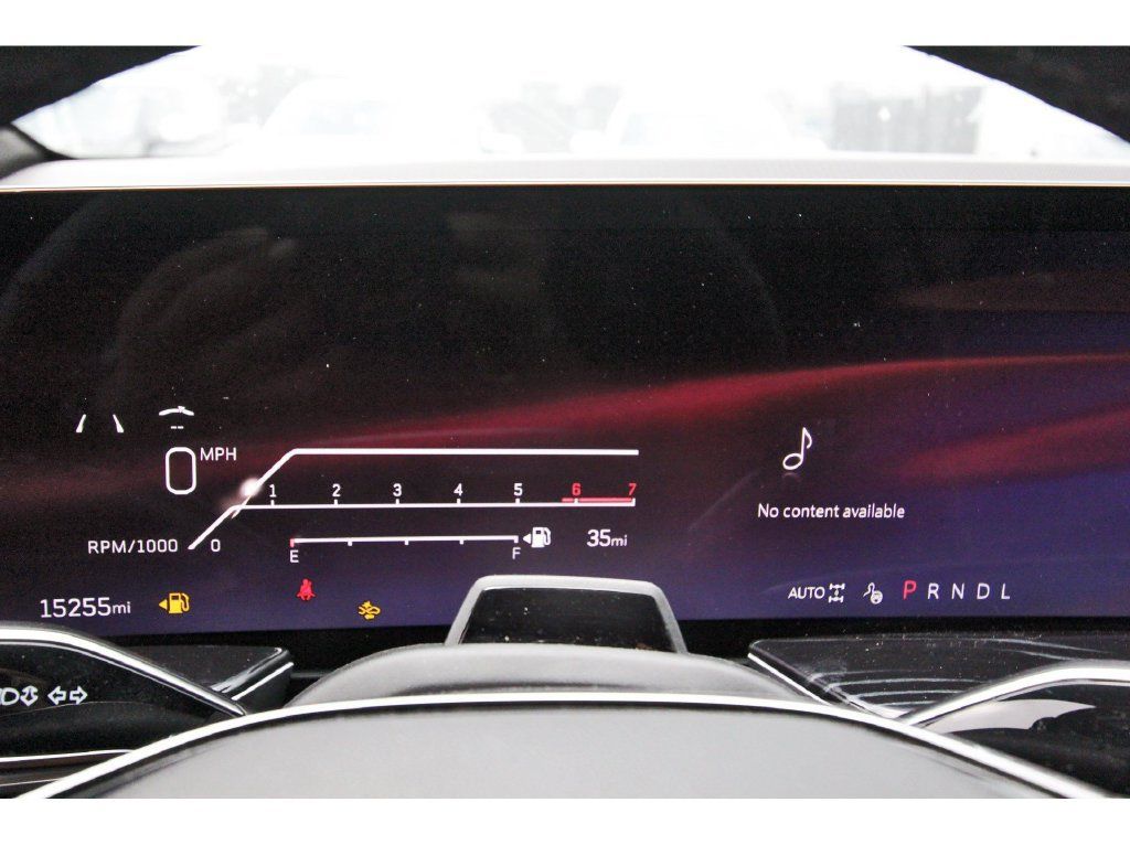 Used 2025 Cadillac Escalade ESV Sport AWD/4WD image 14
