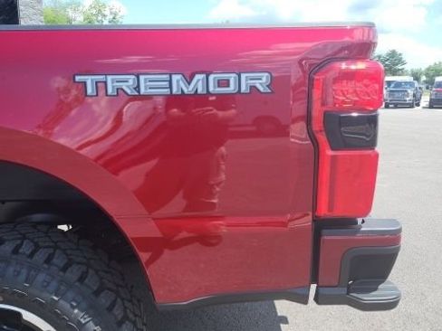 New 2025 Ford F350 Lariat w/ Lariat Ultimate Package image 23