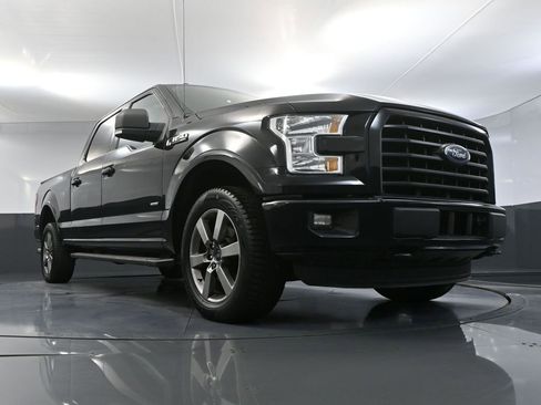 Used 2015 Ford F150 XLT w/ Equipment Group 302A Luxury image 56