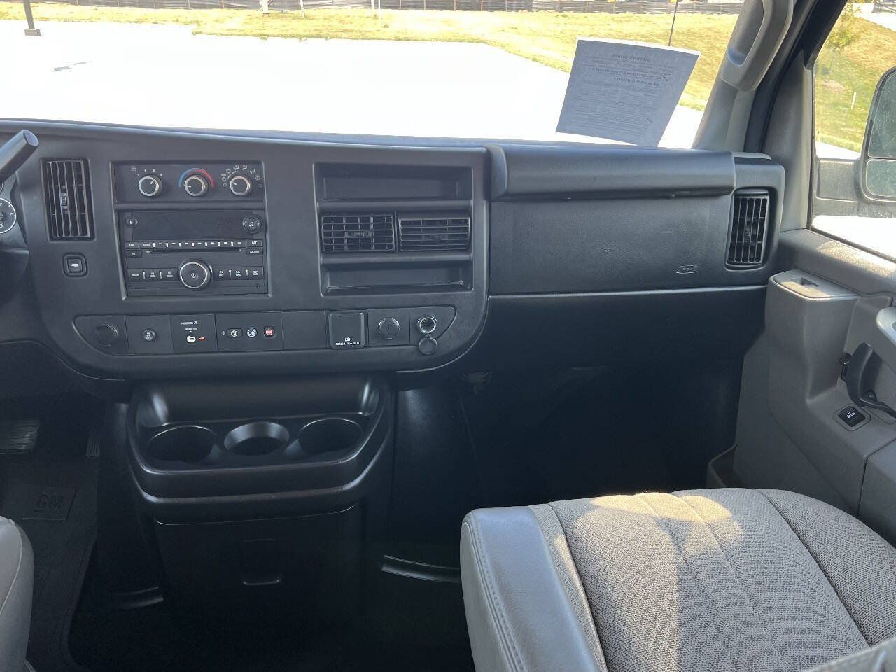 Used 2017 Chevrolet Express 3500 LT w/ LT Preferred Equipment Group RWD image 10