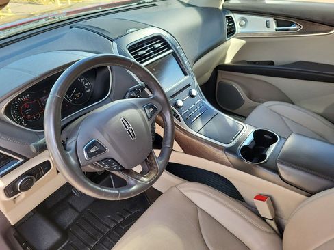 Used 2016 Lincoln MKX Reserve w/ Luxury Package image 16