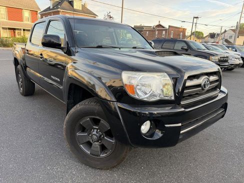 Used 2009 Toyota Tacoma PreRunner image 3