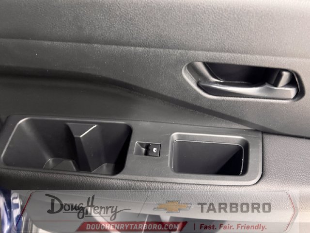 Used 2025 Nissan Pathfinder SV FWD image 39