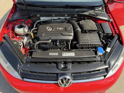 Used 2017 Volkswagen Golf Wolfsburg Edition FWD image 32