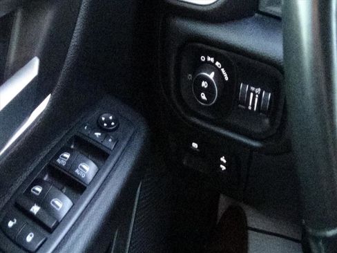 Used 2019 RAM 1500 Big Horn image 21