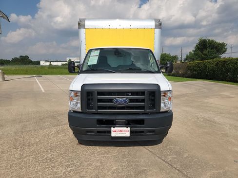 Used 2023 Ford E-350 and Econoline 350 Super Duty w/ Driver's Safety Package RWD image 11