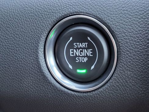 New 2026 GMC Acadia Elevation image 30