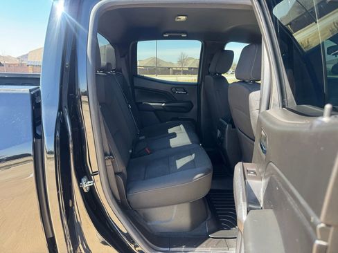 Used 2023 Chevrolet Colorado LT image 38