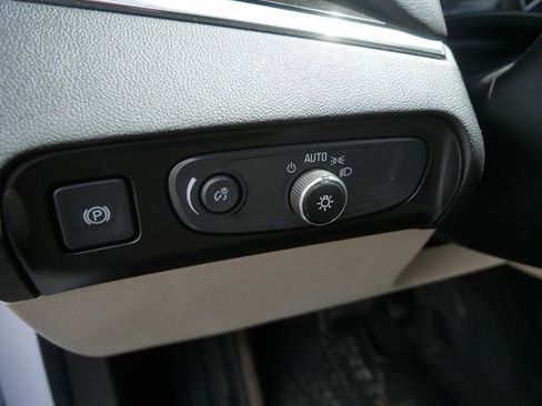 Used 2020 Buick Enclave Premium w/ Trailering Package, 5000 lbs. AWD/4WD image 19