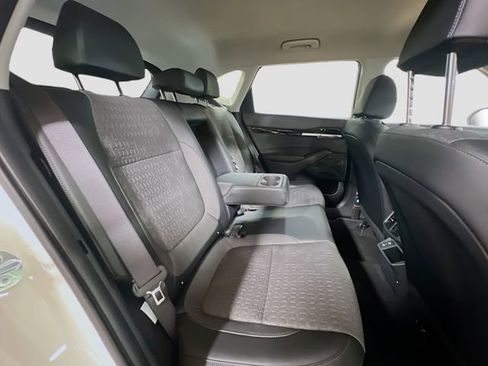 New 2026 Kia Seltos S FWD image 27