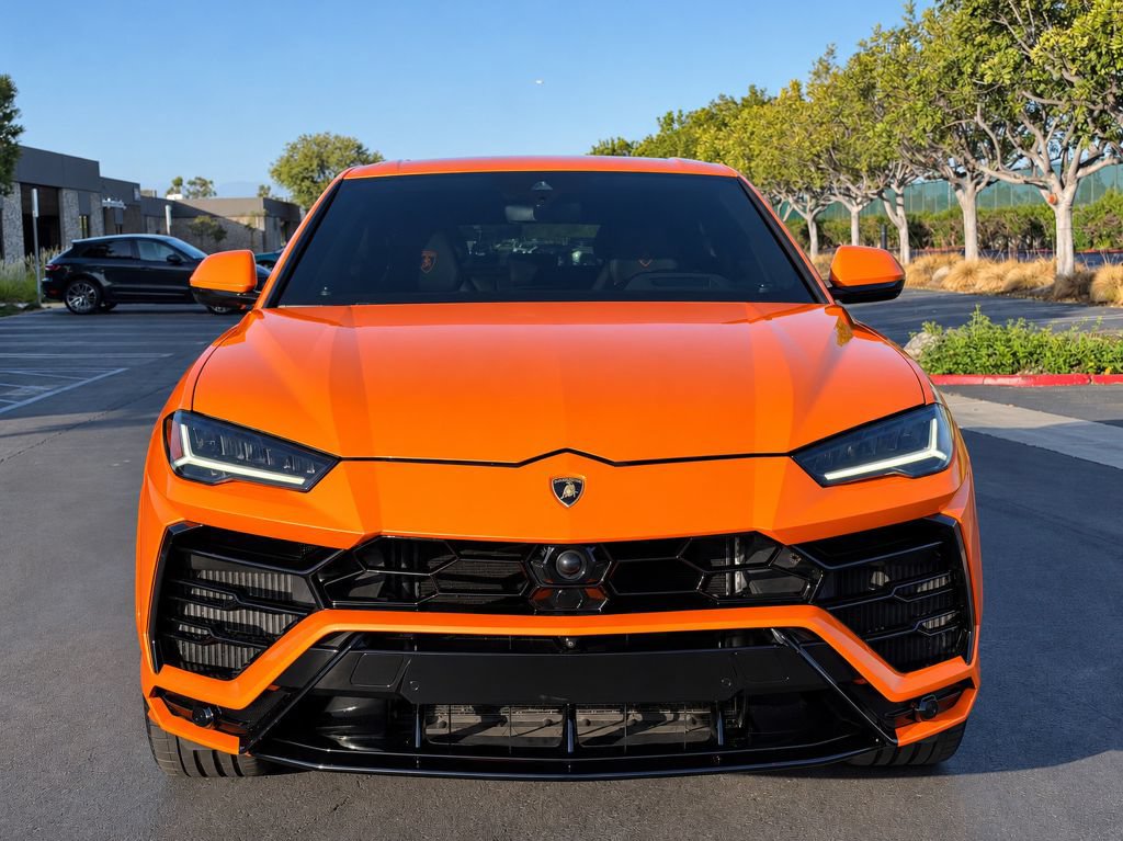 Used 2021 Lamborghini Urus AWD/4WD image 9