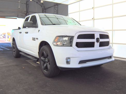 Used 2017 RAM 1500 Express w/ Express Value Package image 6
