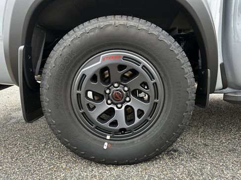 New 2026 Nissan Frontier Pro-X w/ Tow Package RWD image 17
