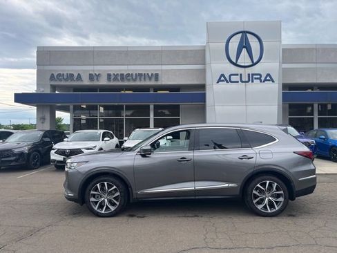 Used 2023 Acura MDX SH-AWD w/ Technology Package image 1