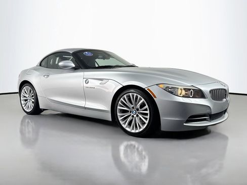Used 2009 BMW Z4 sDrive35i image 3