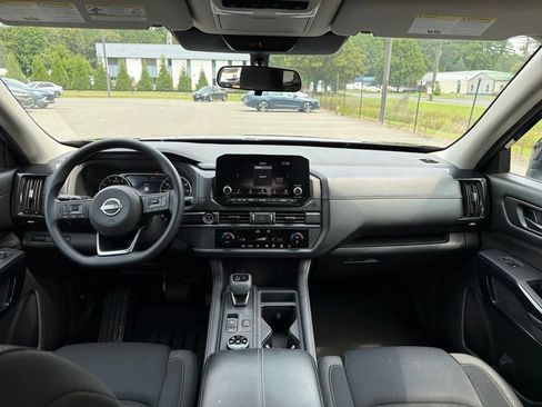 Certified 2024 Nissan Pathfinder S w/ Cargo Package AWD/4WD image 8