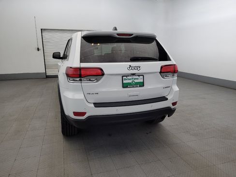 Used 2022 Jeep Grand Cherokee Laredo E w/ Security & Convenience Group AWD/4WD image 6