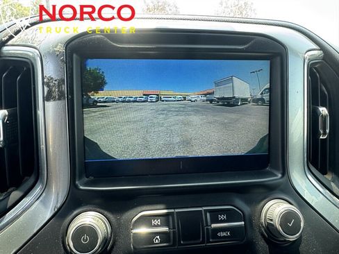 Used 2022 Chevrolet Silverado 2500 LT w/ Convenience Package AWD/4WD image 23