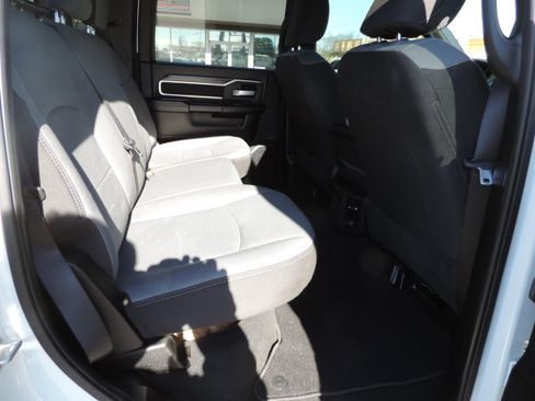 Used 2024 RAM 3500 SLT w/ Quick Order Package 2YG SLT image 17