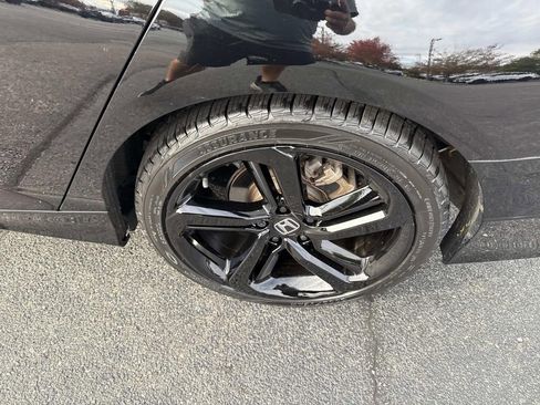 Used 2022 Honda Accord Sport image 12