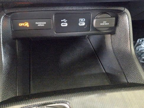 Used 2025 Honda Civic Sport image 28
