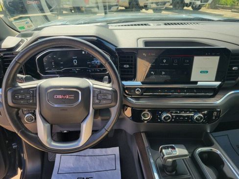 Used 2023 GMC Sierra 1500 SLT w/ SLT Premium Package AWD/4WD image 17