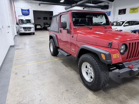 Used 2005 Jeep Wrangler Unlimited AWD/4WD image 17