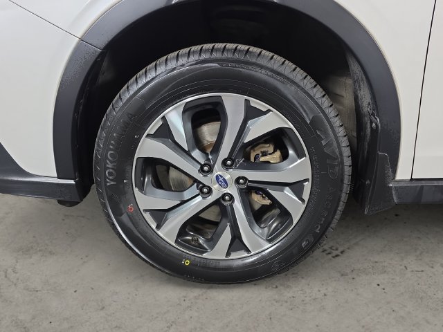 Used 2020 Subaru Outback Limited w/ Popular Package #2 AWD/4WD image 9