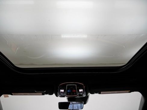 Used 2024 Jeep Grand Cherokee Summit image 19