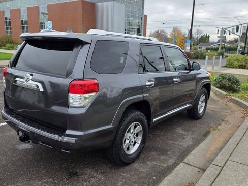 Used 2011 Toyota 4Runner SR5 AWD/4WD image 5