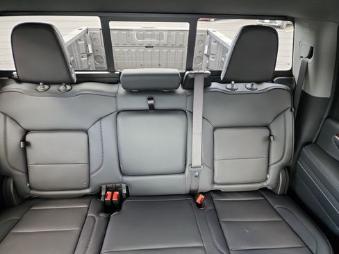 New 2026 GMC Sierra 2500 Denali AWD/4WD image 25