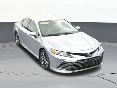 Used 2024 Toyota Camry XLE FWD image 67
