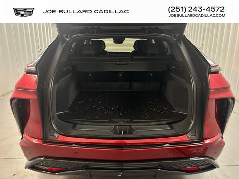New 2026 Cadillac Lyriq V w/ LPO, Floor Liner Package image 21