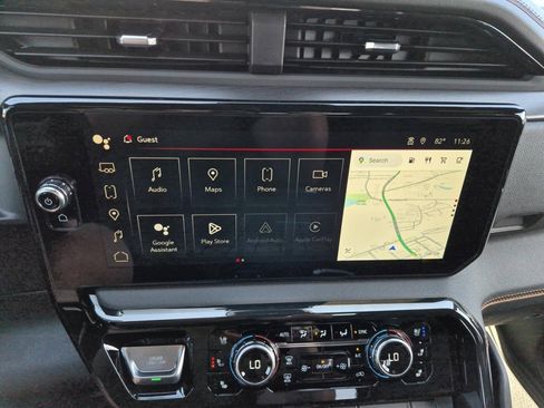 New 2026 GMC Sierra 2500 AT4 w/ AT4 Premium Plus Package AWD/4WD image 21