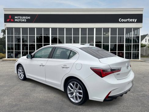 Used 2021 Acura ILX image 3