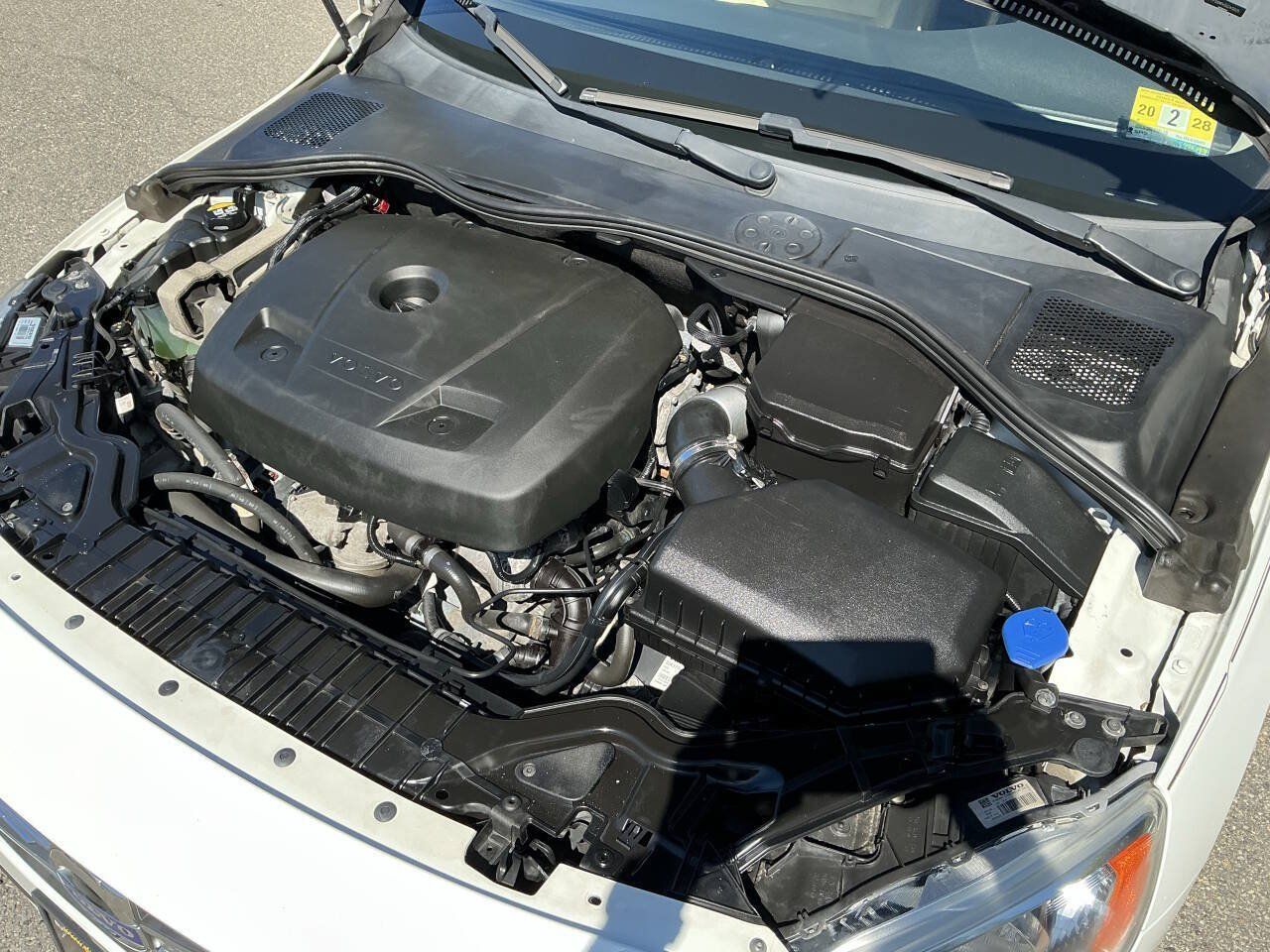 Used 2016 Volvo S60 T5 Premier w/ Convenience Package FWD image 17