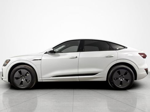 Used 2024 Audi Q8 e-tron Premium AWD/4WD image 2