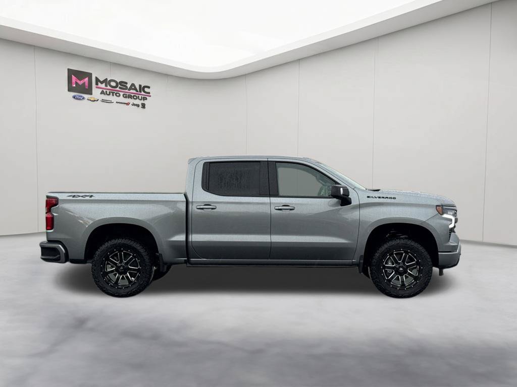 New 2026 Chevrolet Silverado 1500 RST w/ Dark Appearance Package AWD/4WD image 8