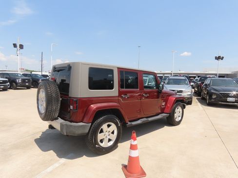 Used 2008 Jeep Wrangler Unlimited Sahara w/ Trailer Tow Group AWD/4WD image 11