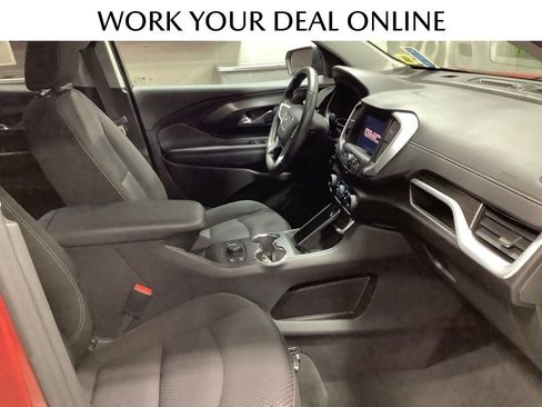 Used 2023 GMC Terrain SLE w/ Driver Convenience Package image 19