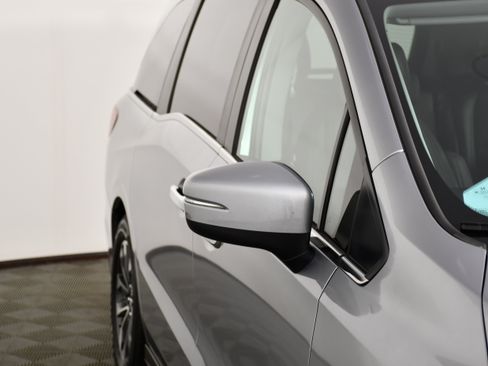 Certified 2023 Honda Odyssey EX-L image 13