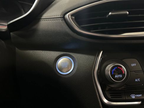 Used 2020 Hyundai Santa Fe SEL w/ Convenience + Premium Package image 22