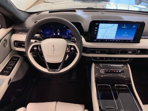 New 2026 Lincoln Aviator Black Label AWD/4WD image 42