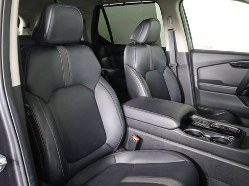 Used 2024 Honda Pilot Touring image 27